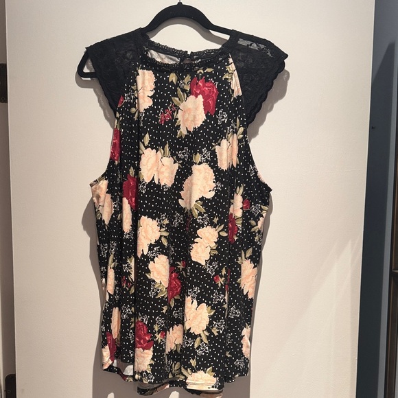 Torrid Black Floral Sleeveless Blouse - Picture 1 of 6